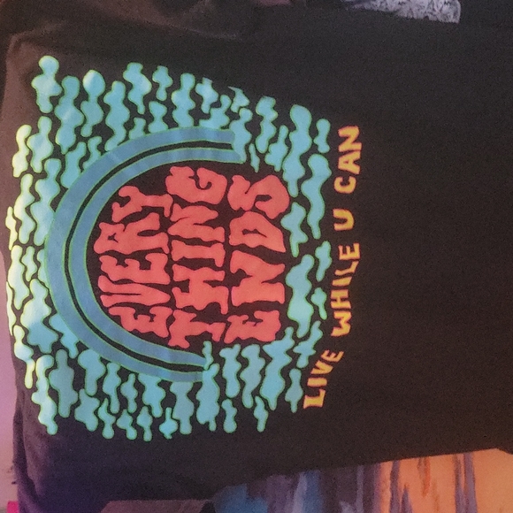 A lab medium - Picture 2 of 2